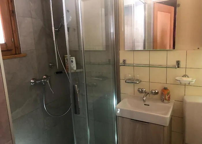 Claquevent * Rougemont